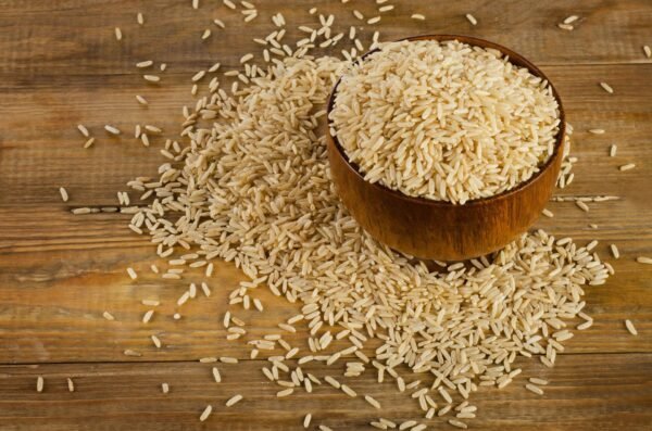 Brown Rice with Low Starch Is Suitable for People to Lose Weight to Prepare Healthy