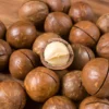 Milk-Flavoured Macadamia Nuts in Shell with Opening Key – 500g